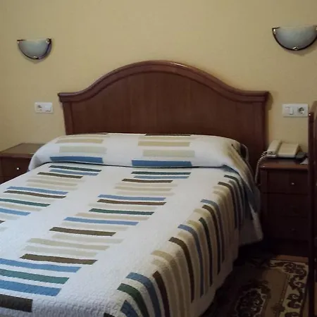 Guzman El Bueno By Gaiarooms León