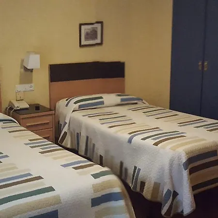 Guzman El Bueno By Gaiarooms *