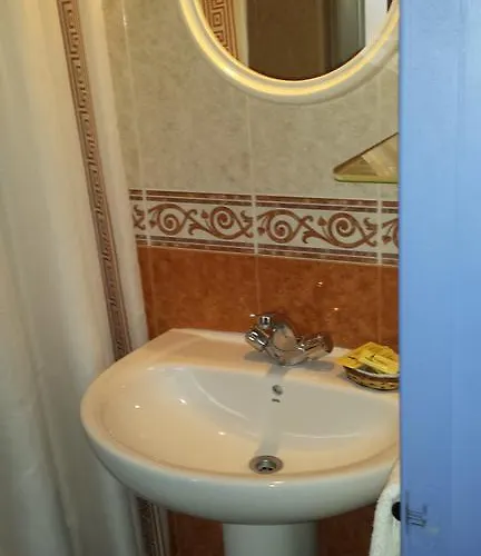 Guzman El Bueno By Gaiarooms León